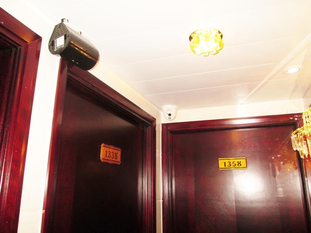 Las Vegas Guest House Гонконг Экстерьер фото