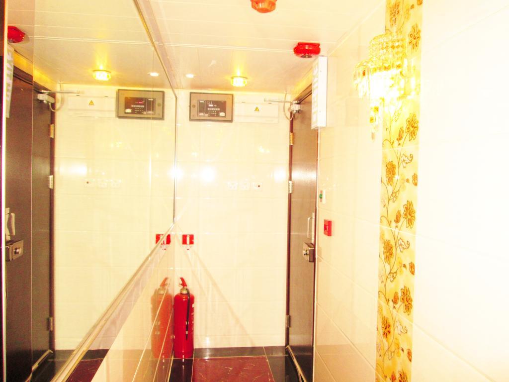Las Vegas Guest House Гонконг Экстерьер фото
