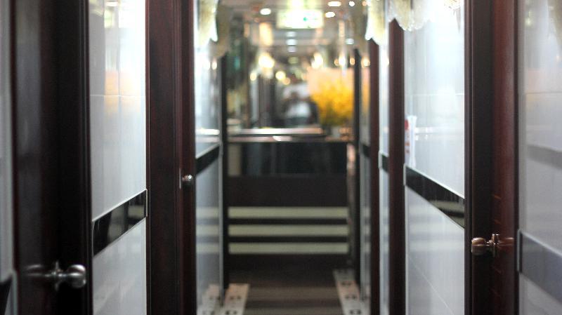 Las Vegas Guest House Гонконг Экстерьер фото